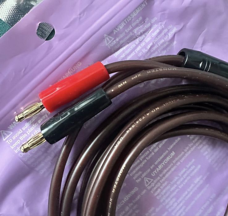 Speaker Cable OFC with Gold-Plated TRS to Banana Plugs 2 metri