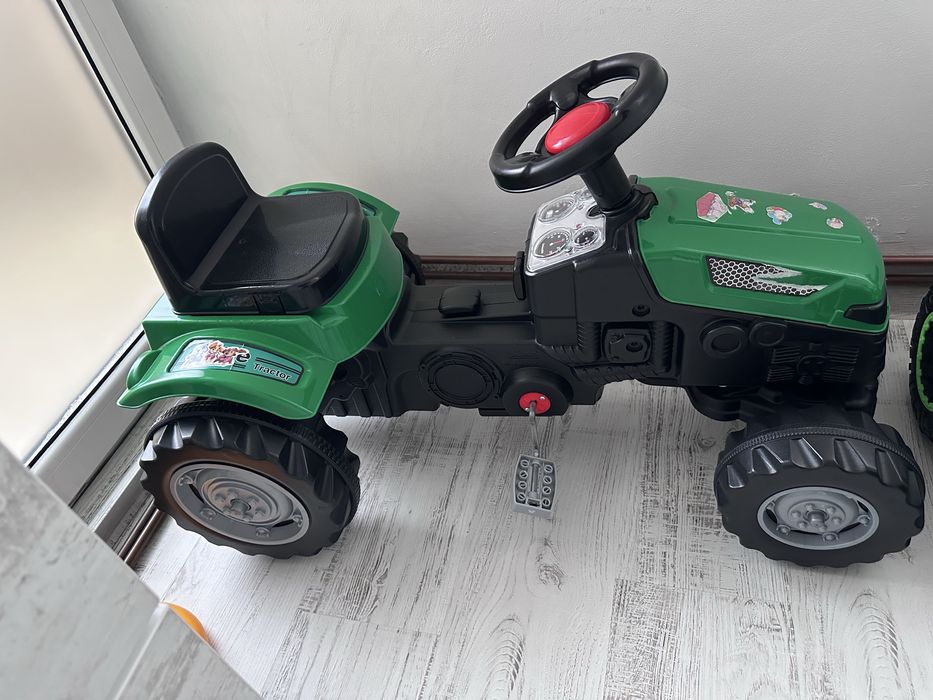 Детски трактор с ремарке