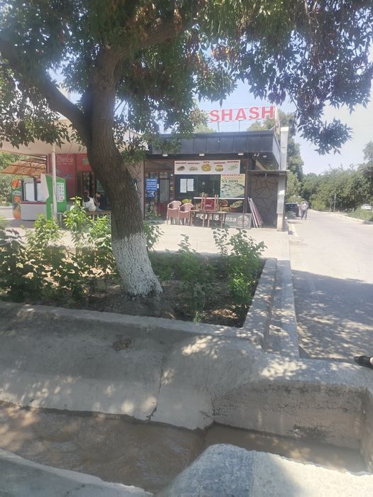 Ишлаб турган савдо дўкони сотилади