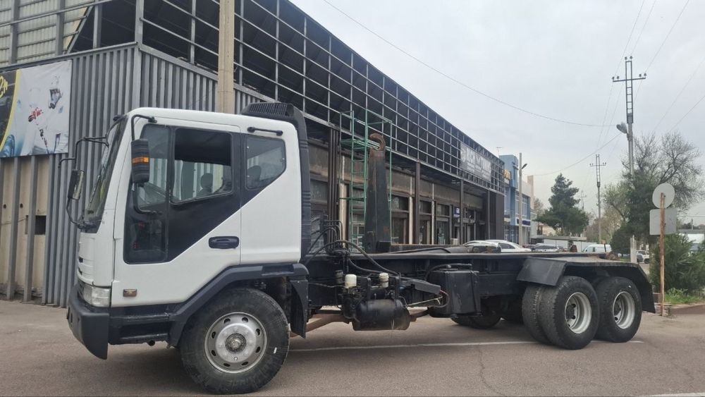 Мусирни контейнер Сотилади