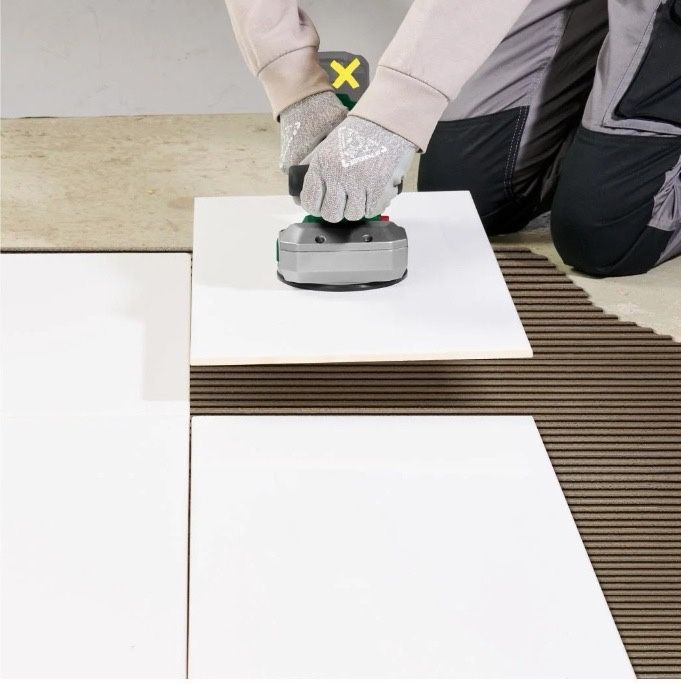 Акумулаторен вибратор за плочки Парксайд / Parkside