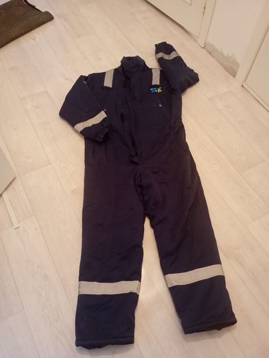 Продам спец одежду