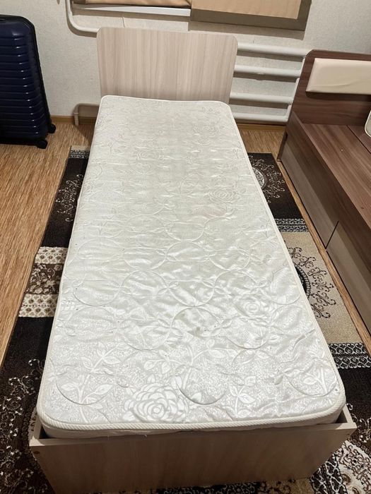 2 кроватки по 5 000 тг