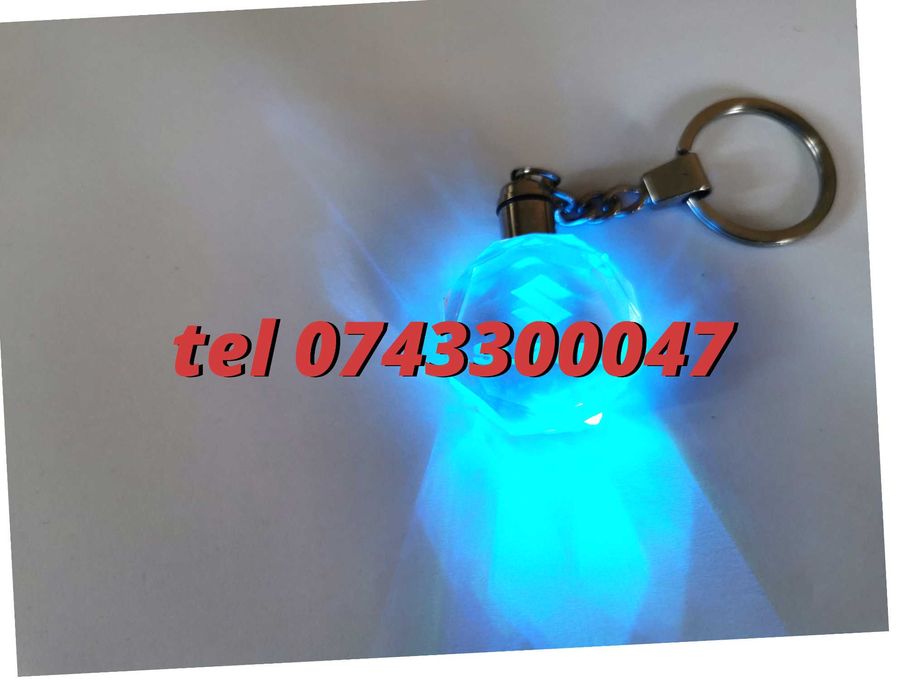 Promo Breloc Sticla Cu Led Cristal 6 Culori Suzuki Sau Alte Auto