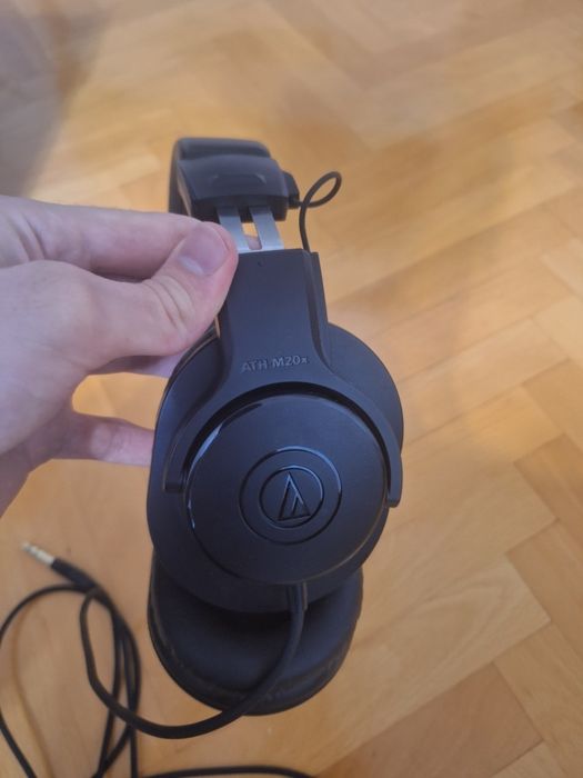 Audio Tehnica ATH-M20x casti audio profesionale