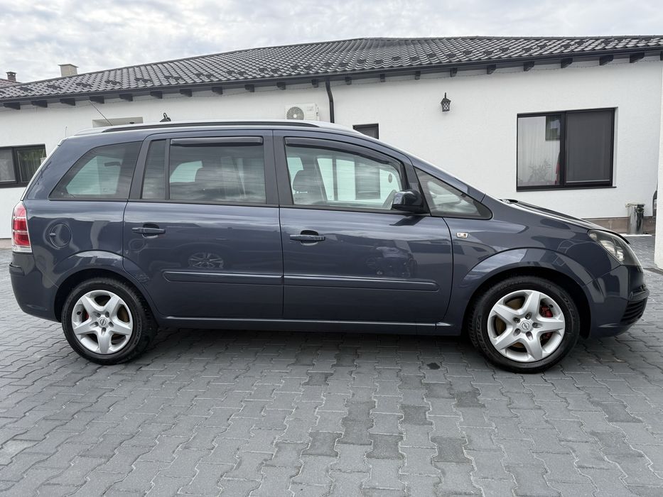 Opel zafira b adaptat handicap