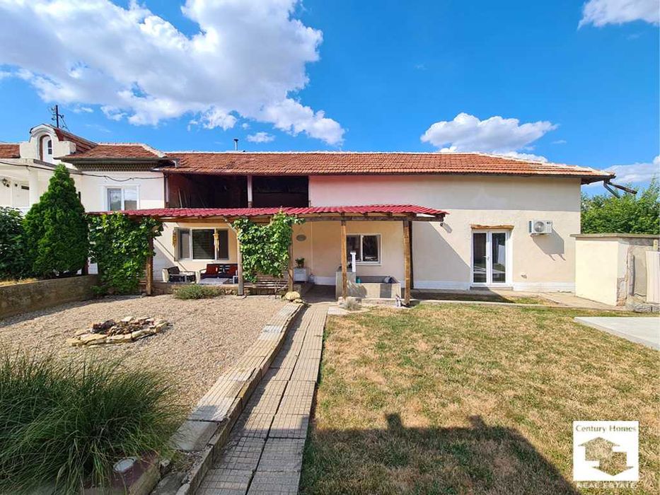 Продава се Къща в с. Страхилово, Област Велико Търново - 200 кв.м за 460 €/кв.м - Снимка #16