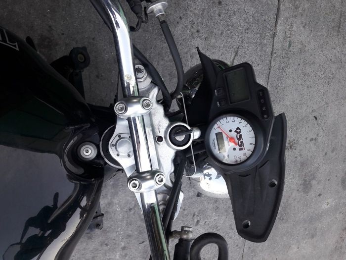Триумф дайтона (Triumph Street Triple 660i-955i,Daytona 955i,Boneville 900T) на части
