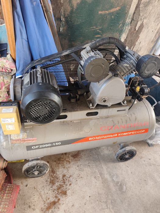 Продаётся компрессор на 380 ватт. состояние отличное.