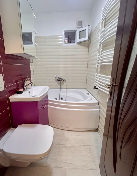 Apartament 3 Camere | Proaspăt Zugrăvit | Loc de Parcare Inclus - Cartier Astra
