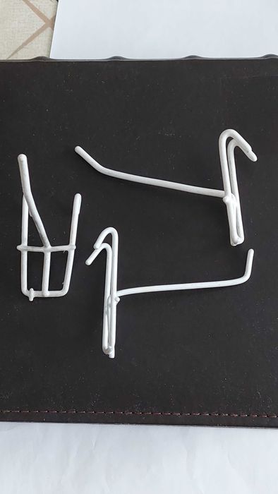 решетки  и  крючки .