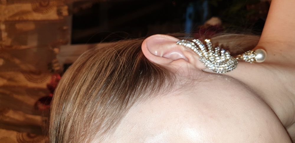 Красивые праздничные серьги