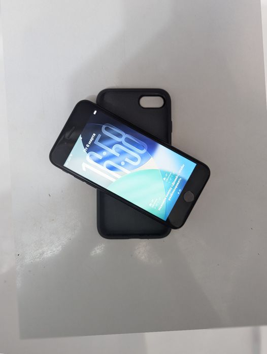 iPhone SE 2020 года