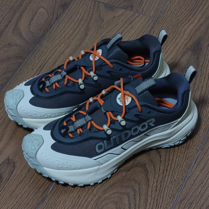 Новые кроссовки Xtep