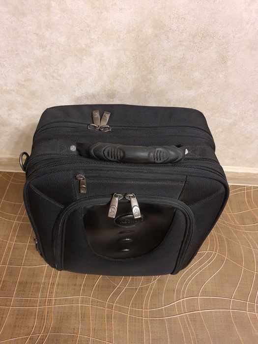 Сумка для ноутбука дорожная