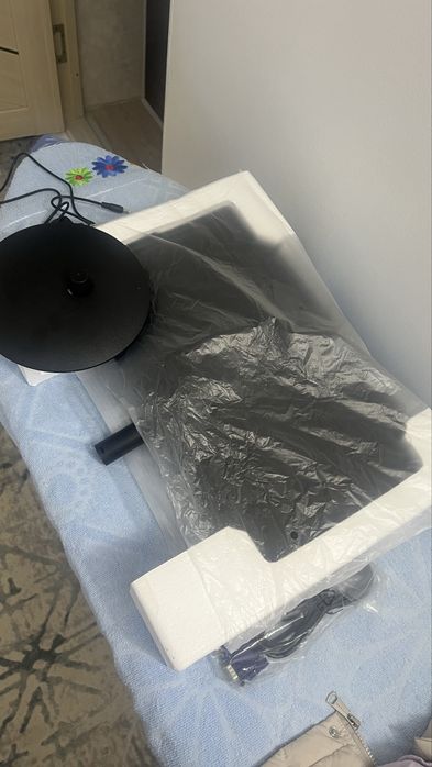 Монитор компьютерный