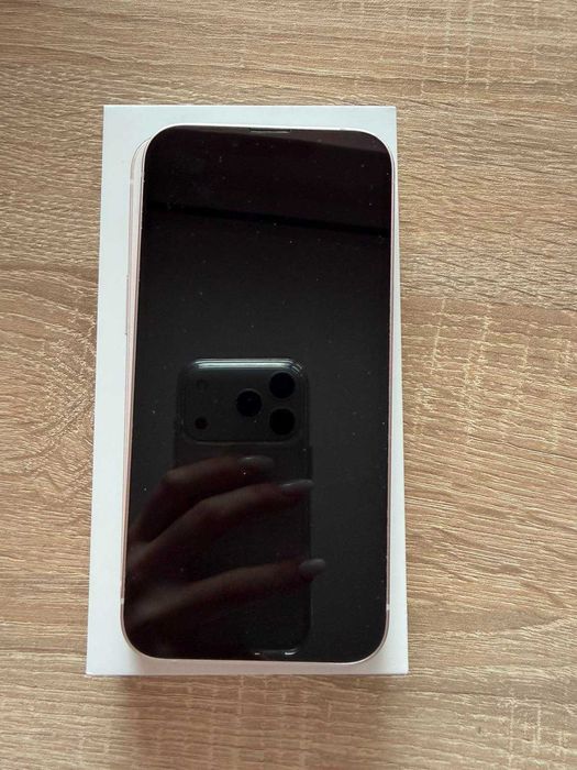 iPhone 13 pink 128gb