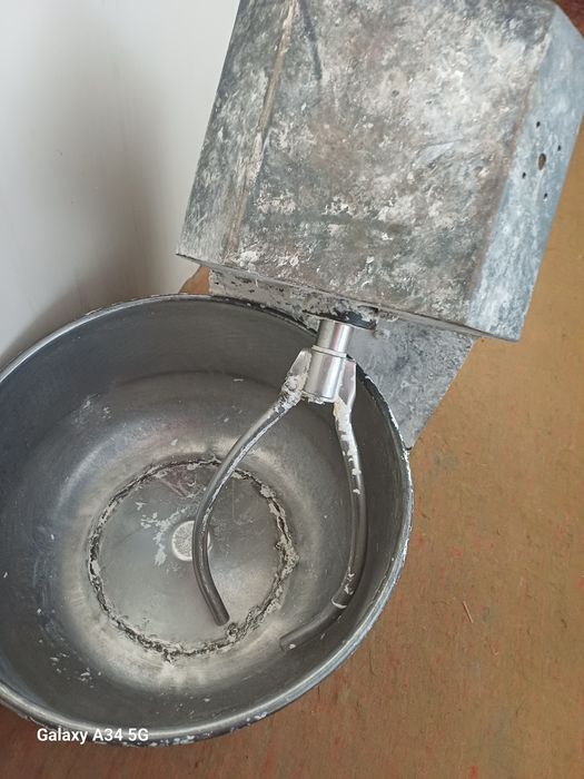 Mishalka un uchun . Sotiladi