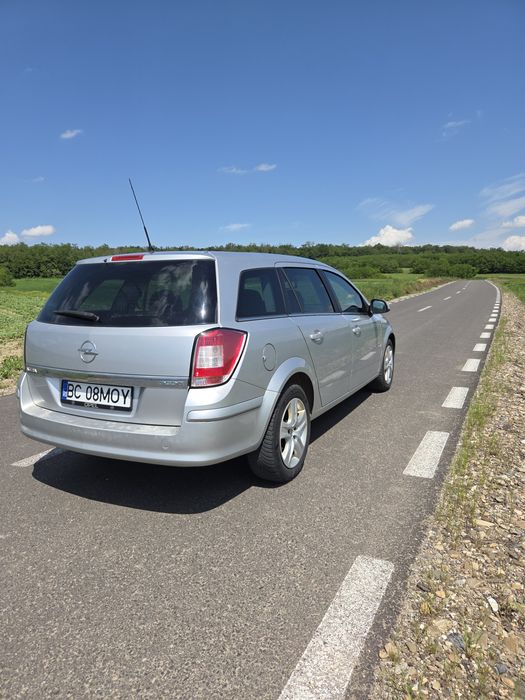 OPEL Astra 2010 — imagine 5