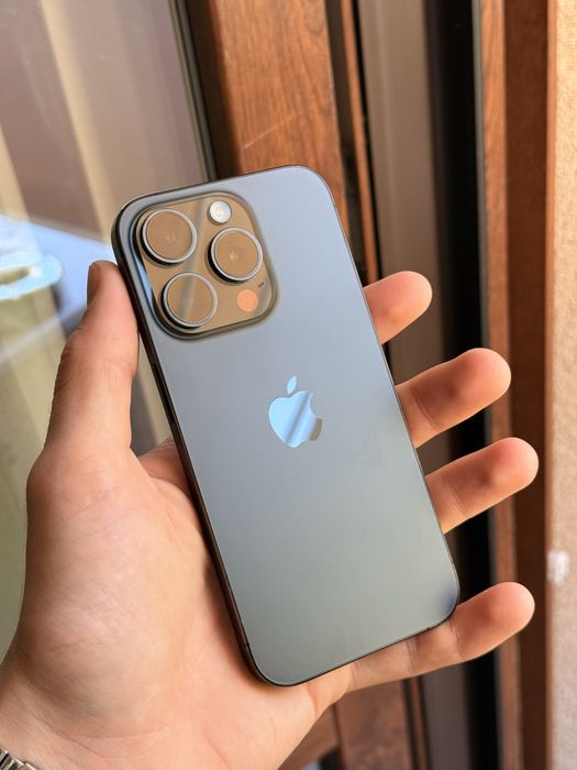 iPhone 15 Pro 128 GB Black Titanium