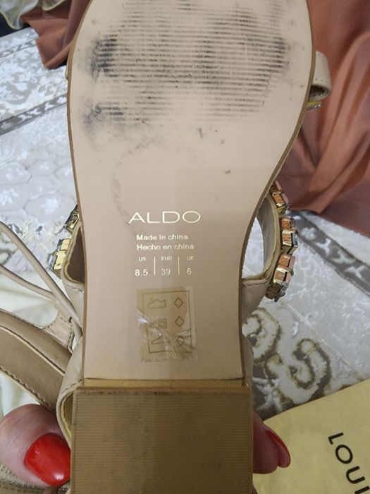 босоножки  ALDO.