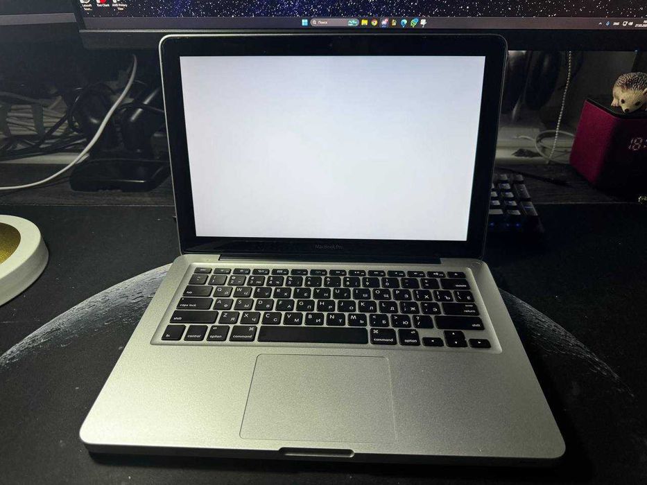 Macbook Pro 13 mid