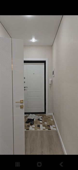 Поклейка обоев и ремонт под ключ