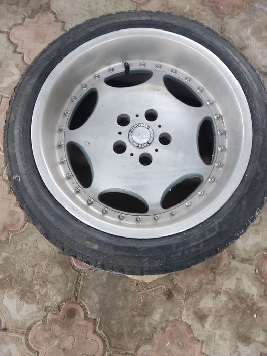 Продам диски с шинами