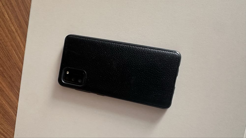 Продаю SAMSUNG А41