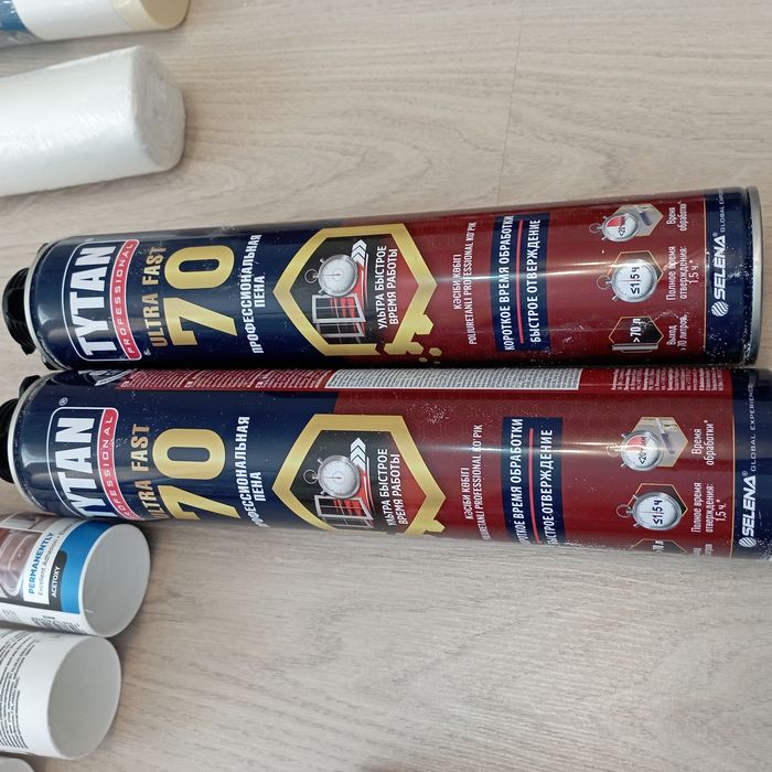 Продам недорого диск отрезной и пену монтажную