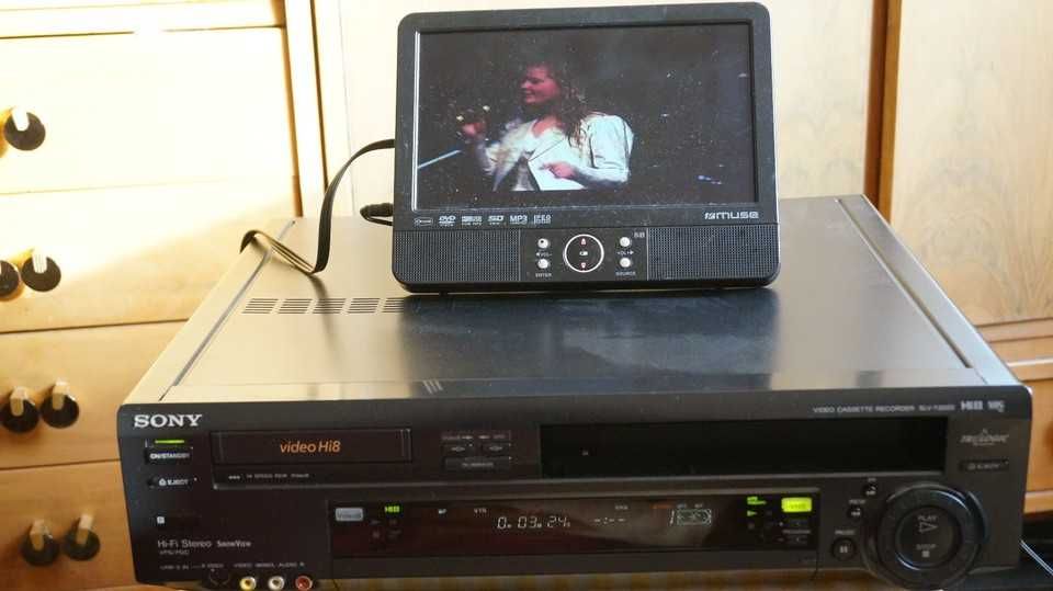 Video recorder COMBO VHS Video Hi8 Sony SLV-T2000 defect