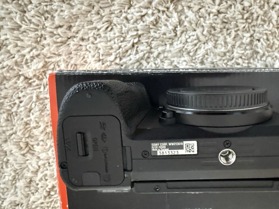 Vand schimb sony a6500 stabilizare 5 axe impecabil ca nou