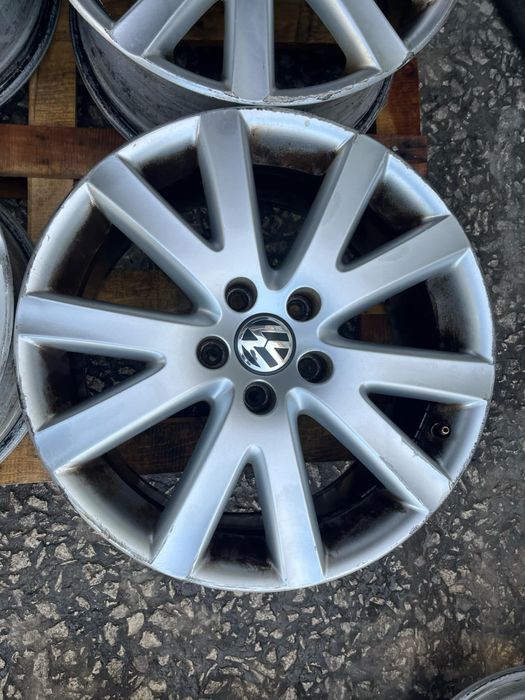 Джанти за VW Touareg 7L6 601 025 N R5 2.5tdi 5x120 9j et60 bbs ном 127