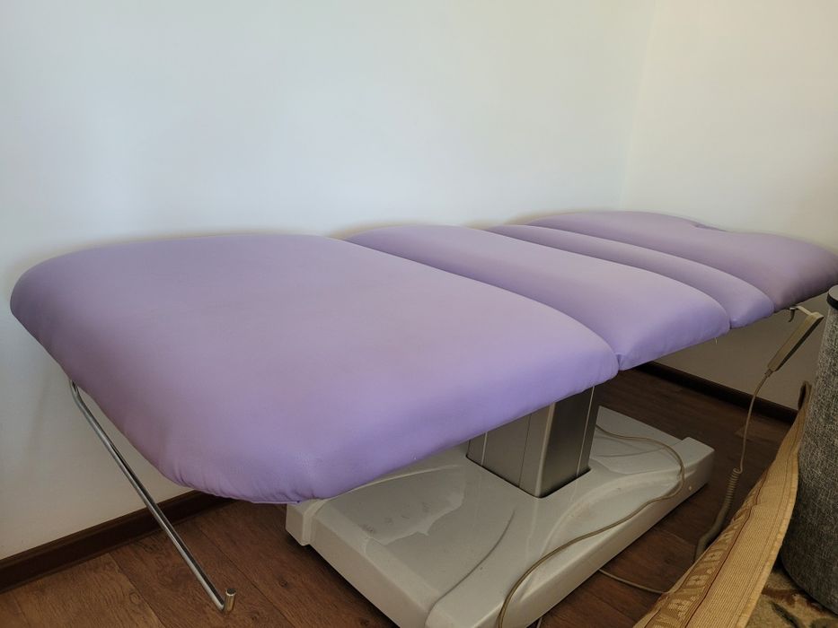 Косметологическая профессиональная кушетка