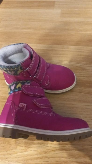 Ghete roz marimea 25