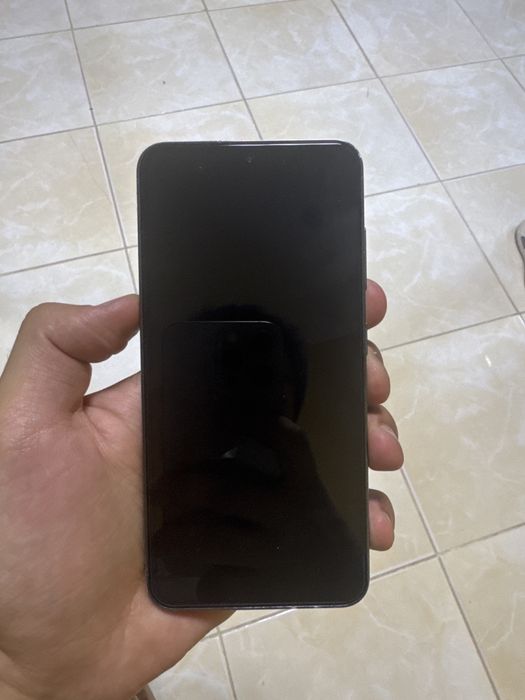 Продается Samsung S23