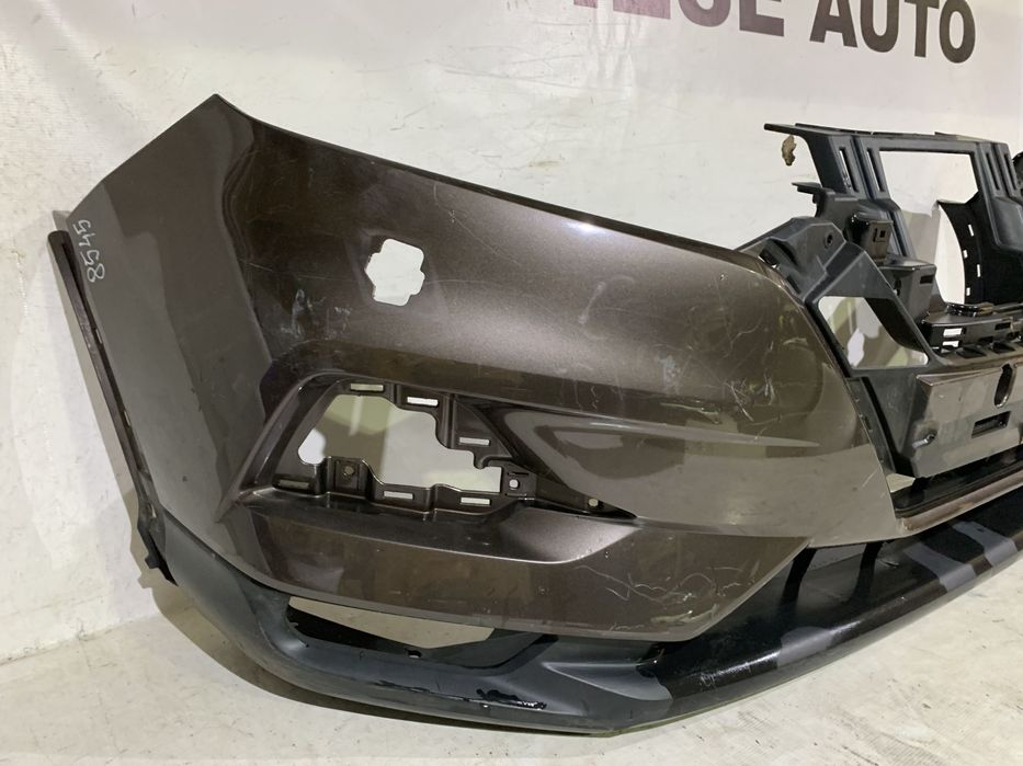 Bara fata Nissan Qashqai, 2017, 2018, 2019, 2020, 2021, cod origine OE 62022-HV00H, cu gauri pentru spalatori faruri.