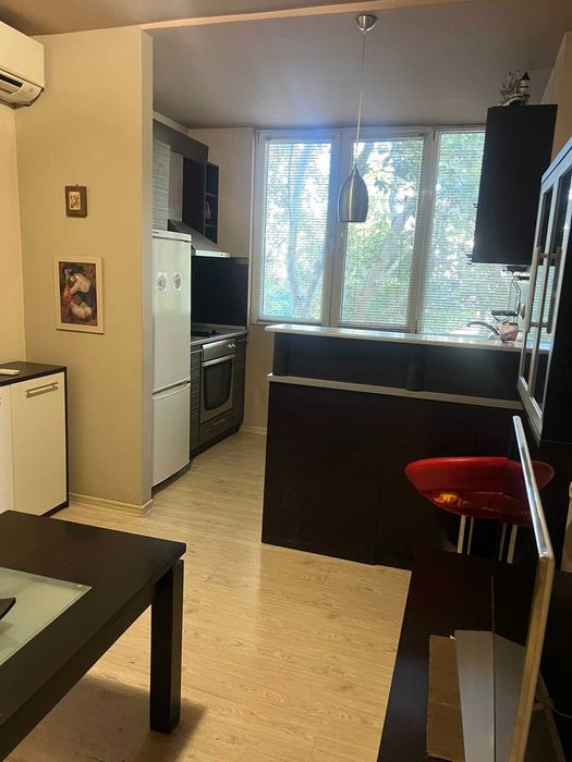 Дава се под наем Двустаен апартамент в Казанлък - 65 кв.м за 255 € - Снимка #2