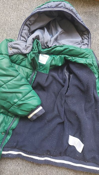 Яке зимно Mayoral 122см 7години