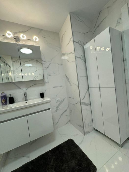 Inchiriez apartament de LUX in bloc NOU ULTRACENTRAL la MAMAIA CAZINO
