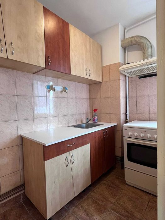 Garsoniera Astra bld Saturn Micsunica