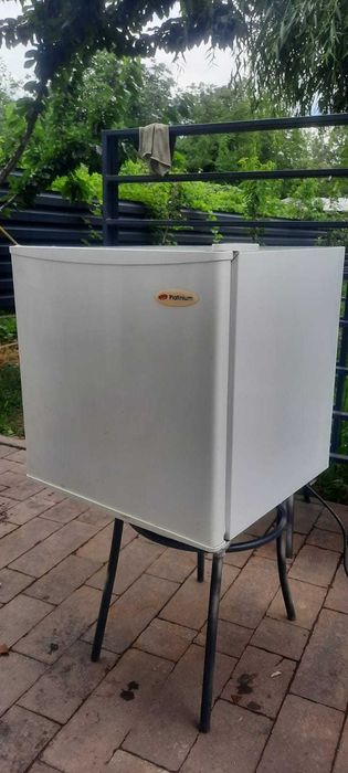Frigider tip minibar