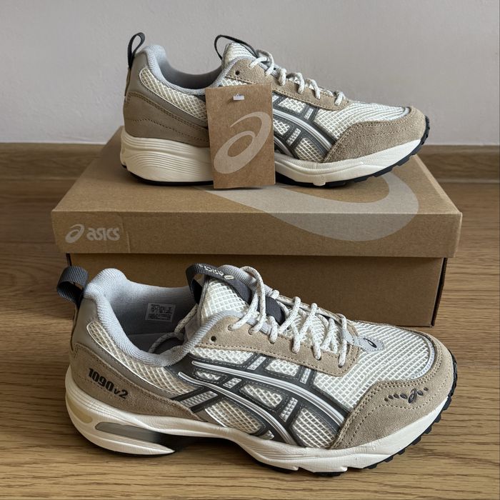 Нови ASICS GEL-1090v2 Cream/Clay Grey EUR 41.5 - Унисекс - оригинални