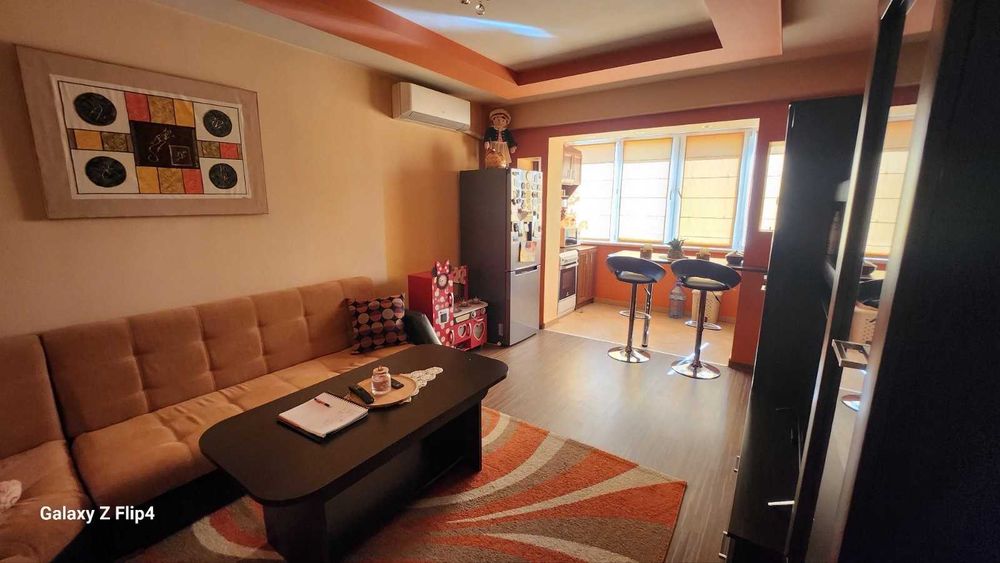 Продава се Двустаен апартамент в Радомир - 65 кв.м за 1138 €/кв.м - Снимка #12