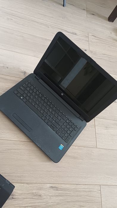 Продаю Б/У ноутбук hp