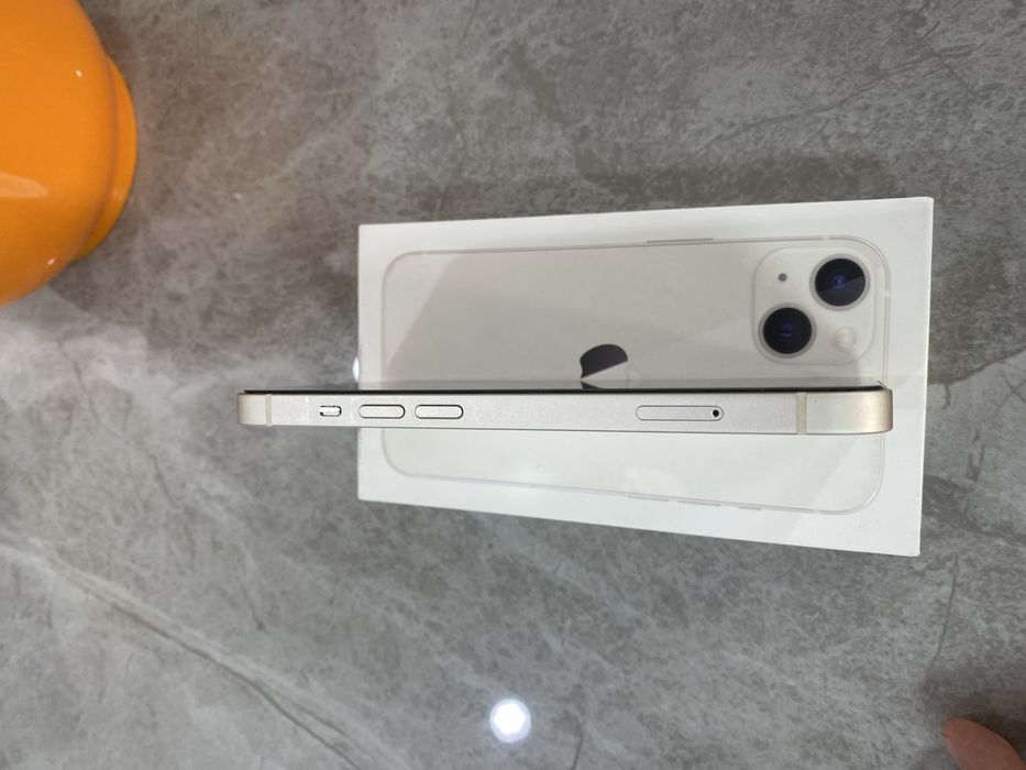 Apple iPhone 13 цвет белый