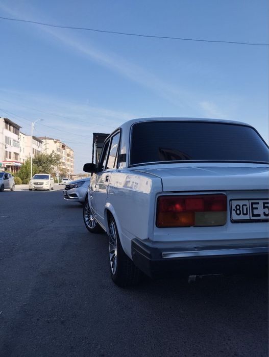 Ваз 2107 Приора 1 6 матор  2008 й сотилади