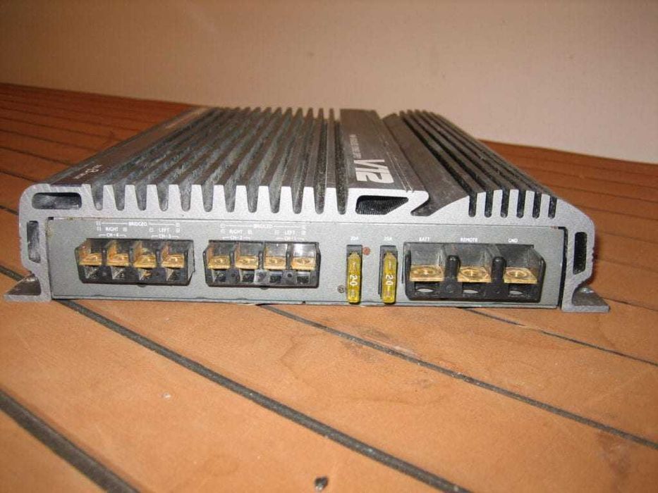 Стъпало за кола Alpine MRV-F400