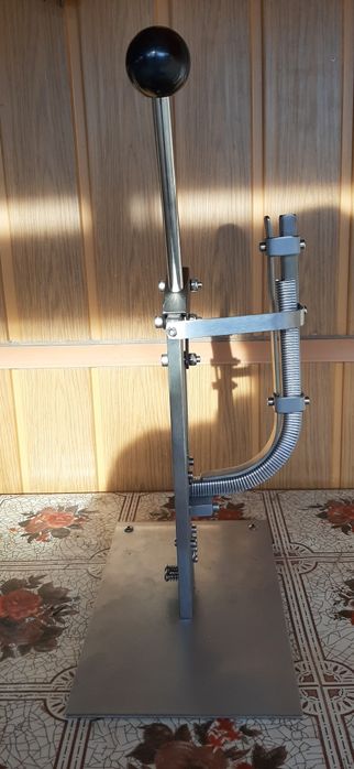 Capsator nou pentru mezeluri