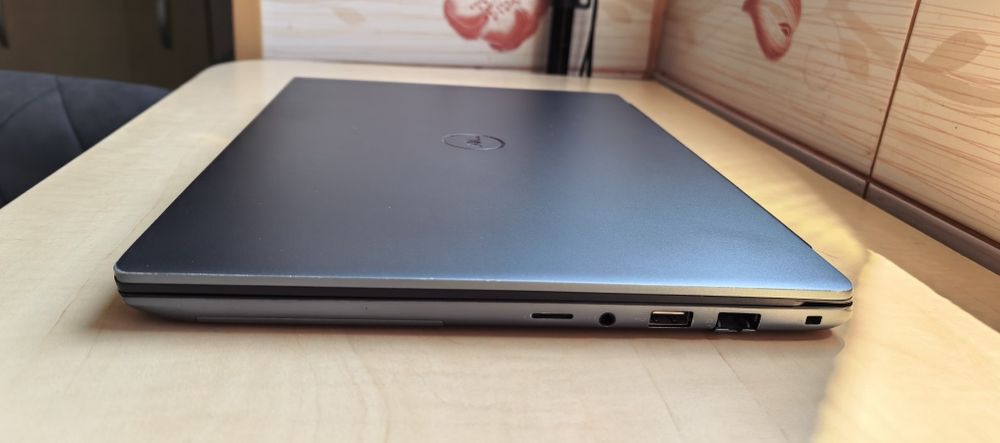 Laptop Dell Vostro_14"FHD IPS__i7-10510U__16GB DDR4__512GB SSD__NVidia MX 250__NOU 10/10
